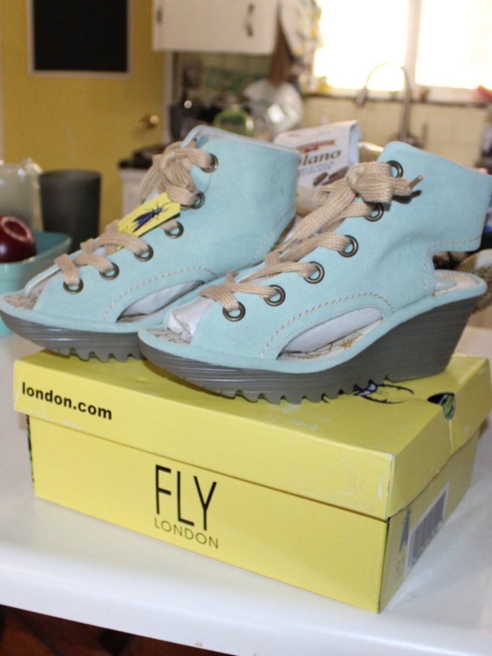 NWT Fly London YABA Mint Suede Green Lace ups women's 40 (9.5/10) PRETTY! - Picture 6 of 9